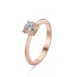 Pierścionek zaręczynowy z diamentami